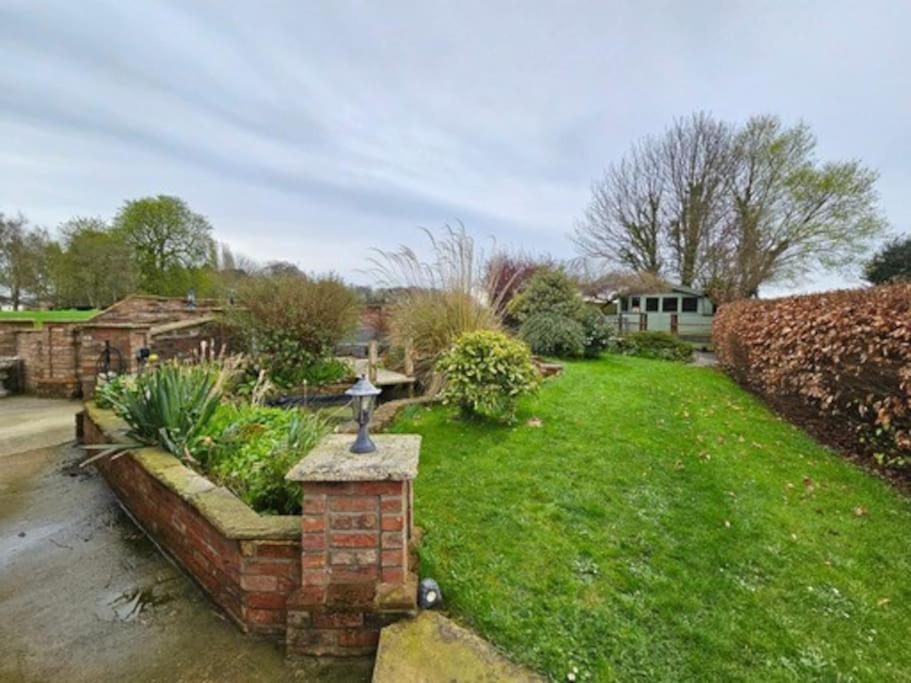 Holme Lodge Cottage 瑟斯克 外观 照片